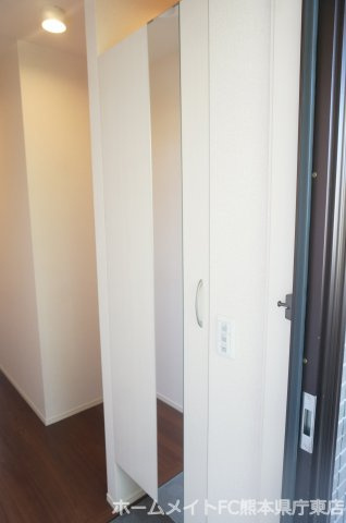熊本市南区近見８丁目のアパートの玄関