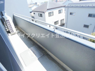 【バルコニー】 | プライム伊藤 | ※クリーニング前の写真です。