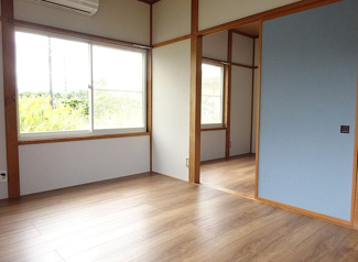 【居間・リビング】 | 《高利回り》新潟市南区西萱場一棟アパート