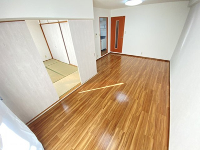 【居間・リビング】 | シプレハイツ