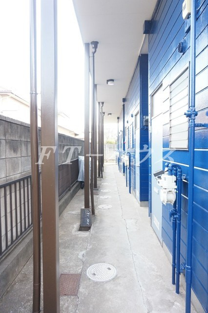 キャスル本郷のロビー