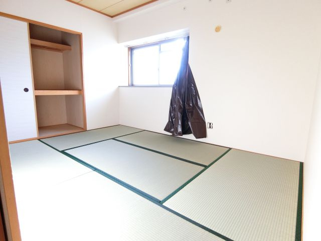 アルシモンテ滝谷の和室