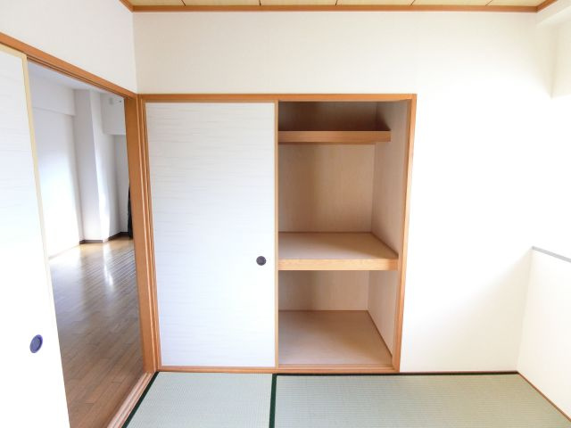 アルシモンテ滝谷の収納