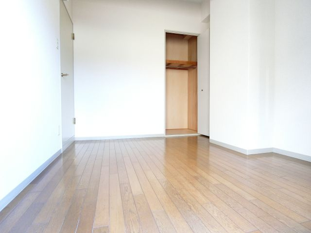 アルシモンテ滝谷の寝室