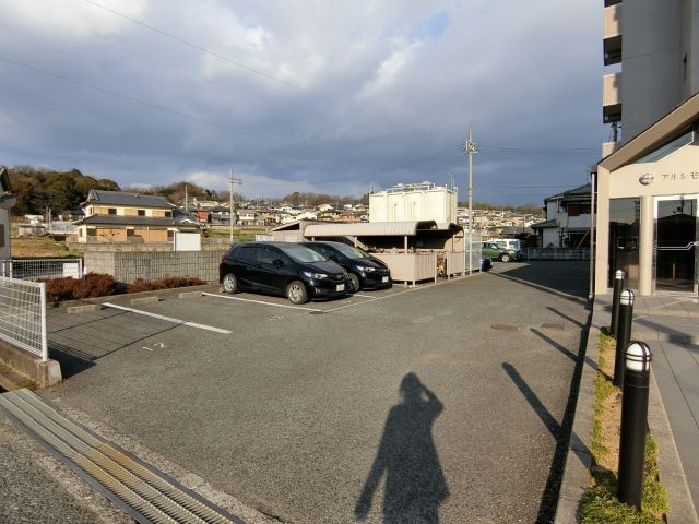 アルシモンテ滝谷の駐車場