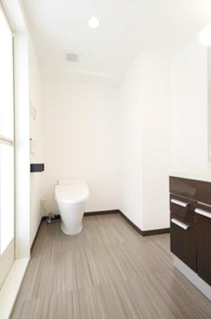 可染館のトイレ|※写真は同タイプの別室になります