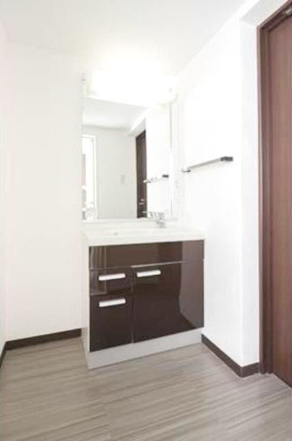 可染館の独立洗面台|※写真は同タイプの別室になります