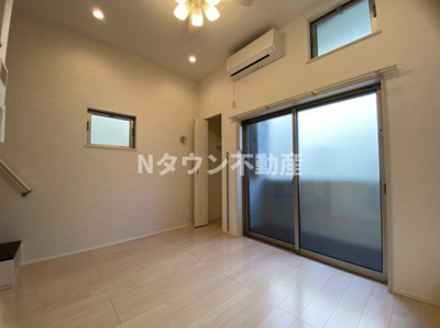 【居間・リビング】 | Kai | おしゃれな居間です