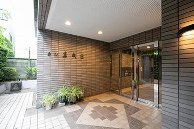 真成館ビルの外観|外観