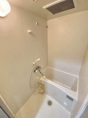 【浴室】 | フロンツォーネ