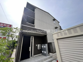 【エントランス】 | Ｃｈａｍｐｅｔｒｅ