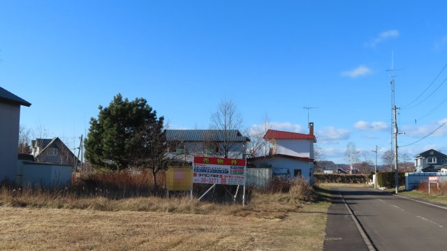 網走郡美幌町字報徳１番５７　売地の前面道路含む現地写真