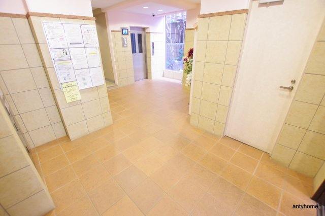 アエラス　仲介手数料無料のロビー