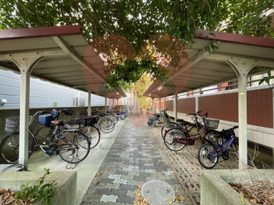  | 泉ヶ丘アイビースクエア