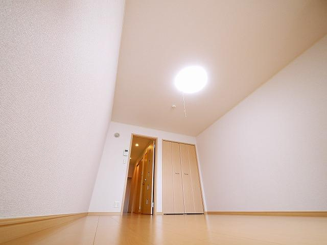 メゾンラフレシールの居間・リビング|使いやすい居間です