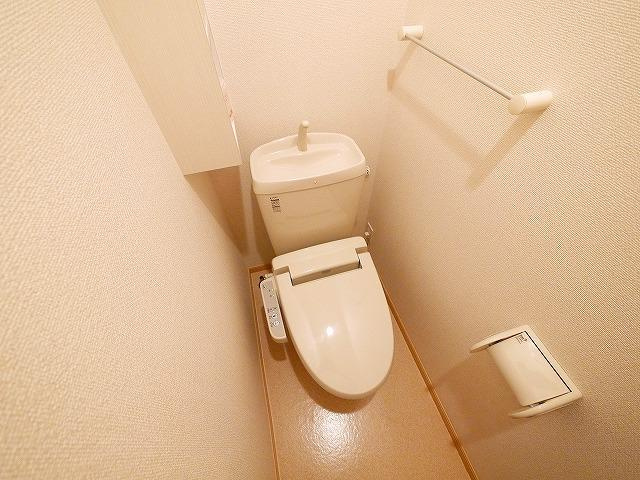 メゾンラフレシールのトイレ|清潔感のあるトイレです