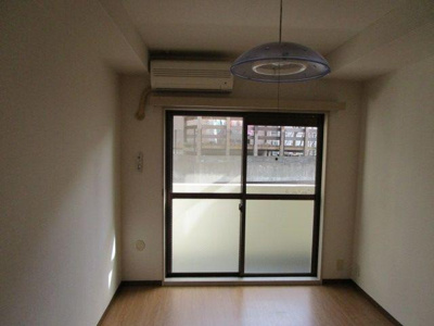 【洋室】 | シルク宮崎台 | 洋室