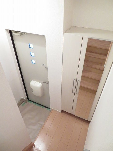 エスポワール朝日の玄関