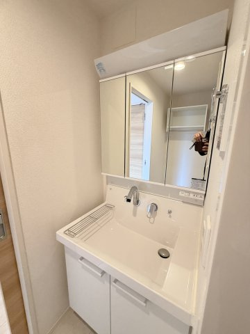 Ｄ-ｒｏｏｍ高丘の洗面所