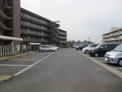 【駐車場】 | アルカンシエル