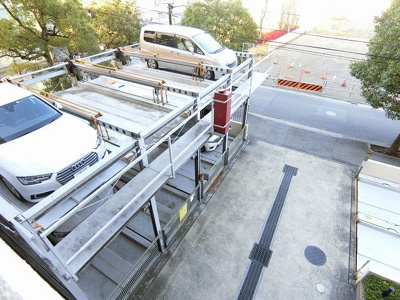 【駐車場】 | ラ・ベル新百合ヶ丘 | いつでも目の届く敷地内に駐車場があります♪荷物がかさばりがちなお買物にも、敷地内駐車場があると便利ですよね☆