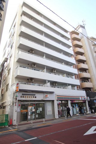 藤和日暮里駅前コープの外観