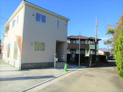 【前面道路含む現地写真】 | クレイドルガーデン甲斐市篠原第3 | 前面道路含む現地写真です