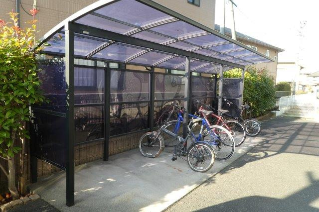 倉敷市西中新田のアパートのその他共用部分|駐輪場