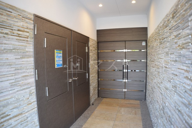 ウエンズ阿波座西のロビー