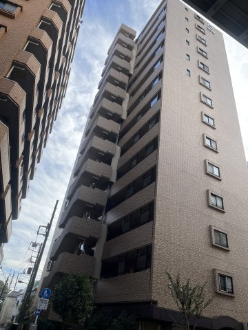 マンションアクロス西巣鴨の外観