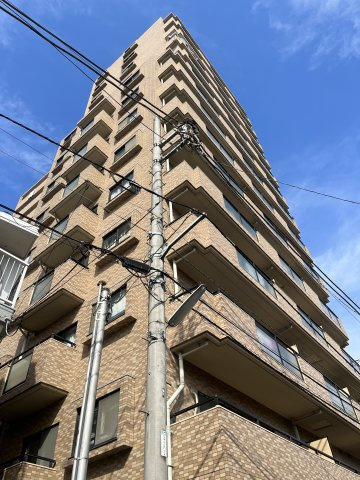 マンションアクロス西巣鴨の外観