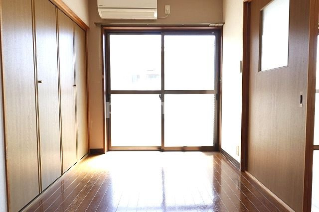 ハイツ薫Ⅱの和室|和室があれば、来客や子供用のスペースとして活躍します