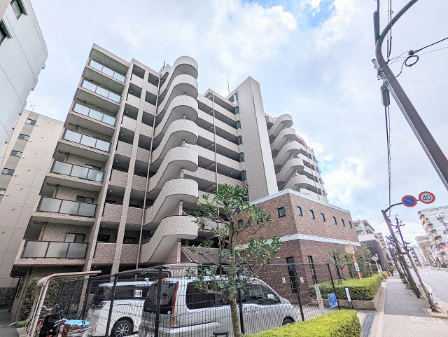 シャリエ亀戸壱番館の外観