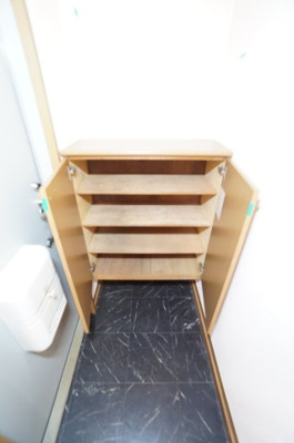 【玄関】 | ヴィラモデルナ D