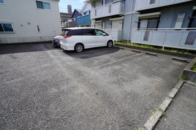 【駐車場】 | ヴィラモデルナ D