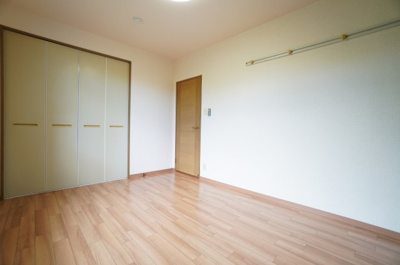 【洋室】 | ヴィラモデルナ D