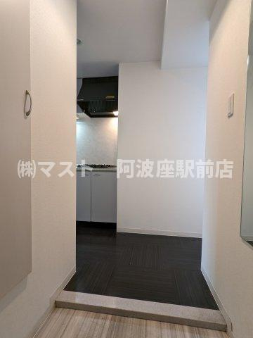 プランドール中之島の玄関