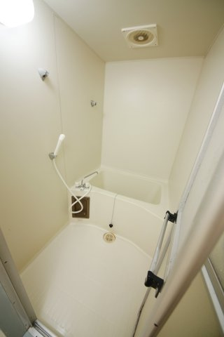 メゾンパークアベニューの浴室