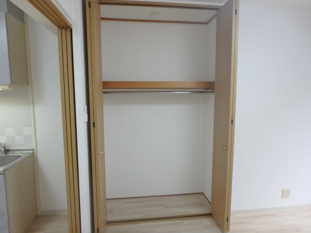 【収納】 | ベルメゾン西宮 | 便利な収納スペースです