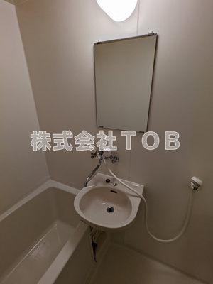【洗面所】 | ドゥ・ベルジュール | ※同物件別号室参考写真※