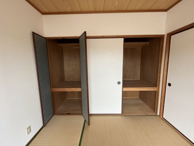 布施マンションIIの収納