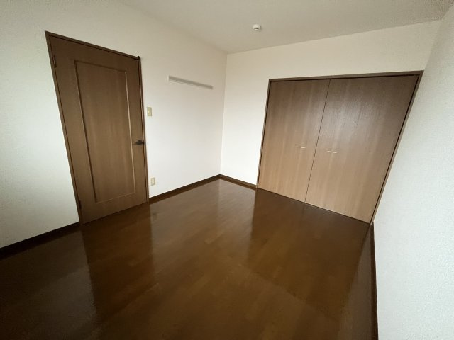 布施マンションIIの洋室