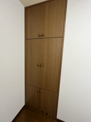 布施マンションIIの収納