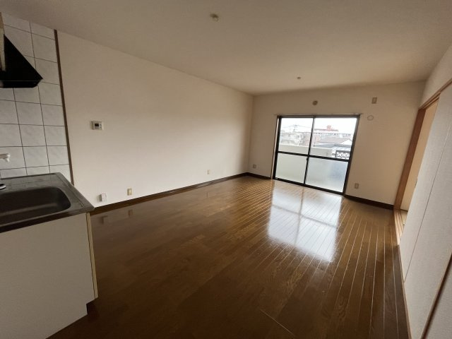 布施マンションIIの居間・リビング