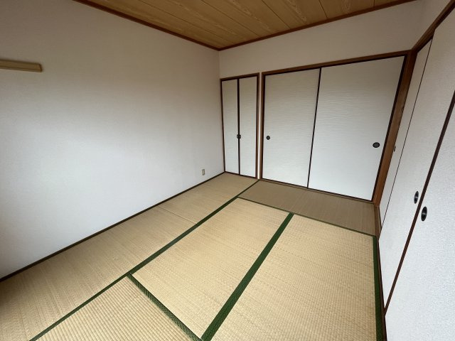 布施マンションIIの和室