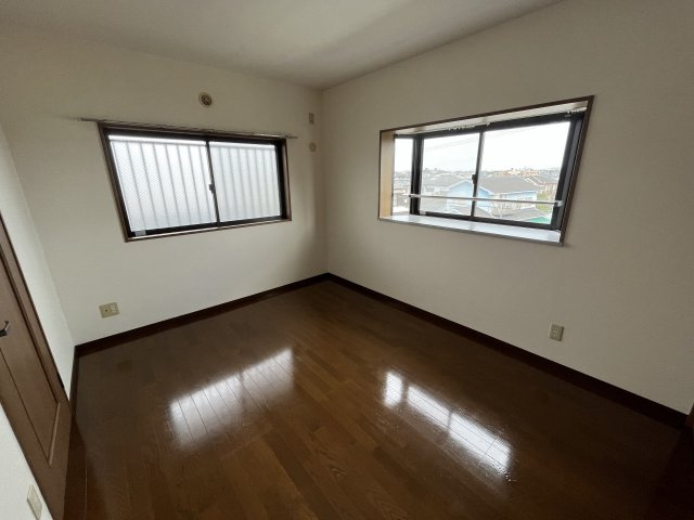 布施マンションIIの洋室