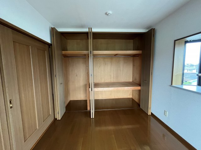 布施マンションIIの収納