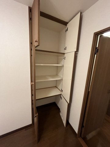 布施マンションIIの収納