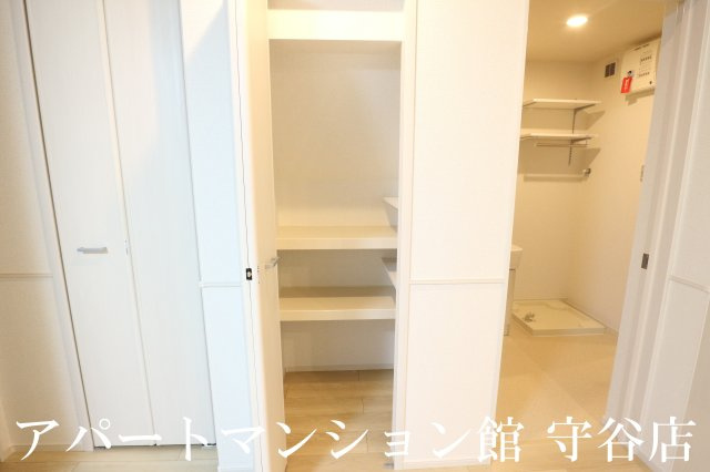 ミルレ　クラージュⅡの収納