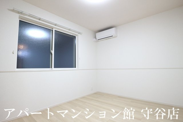 ミルレ　クラージュⅡの寝室